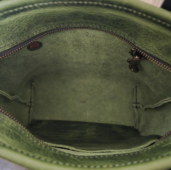 NEW Go Forth Goods Avery Leather Mini Crossbody - Picture 11 of 13